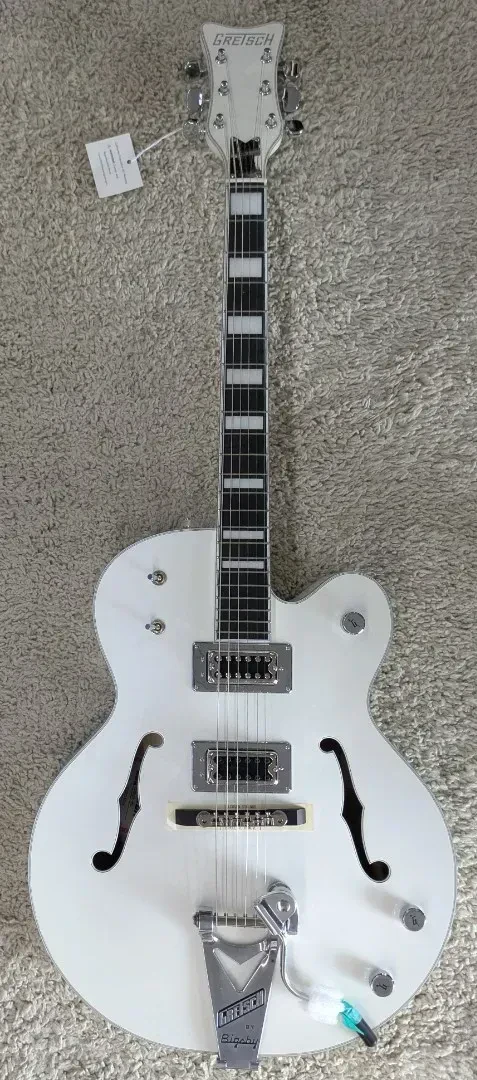 Gretsch G7593T Billy Duffy Signature Falcon with Bigsby and Ebony Fretboard