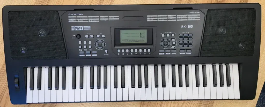 Синтезатор Rin RK-105 61-Key