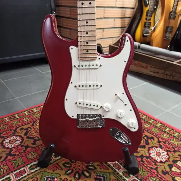 Электрогитара Fender Stratocaster American Special SSS Red w/gigbag USA 2008