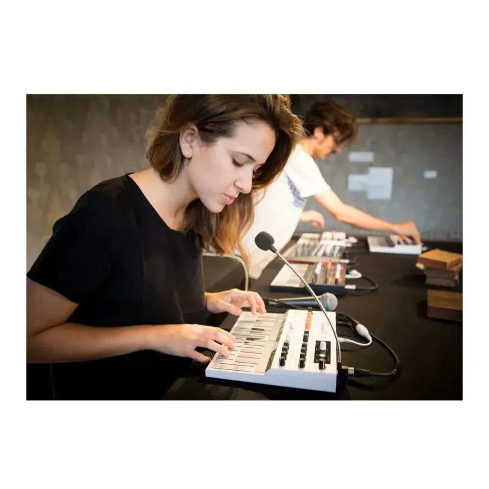 Изображение №5