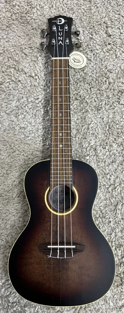 Б/У Укулеле Luna Guitars UKE ART V C концерт, винтажный состаренный стиль