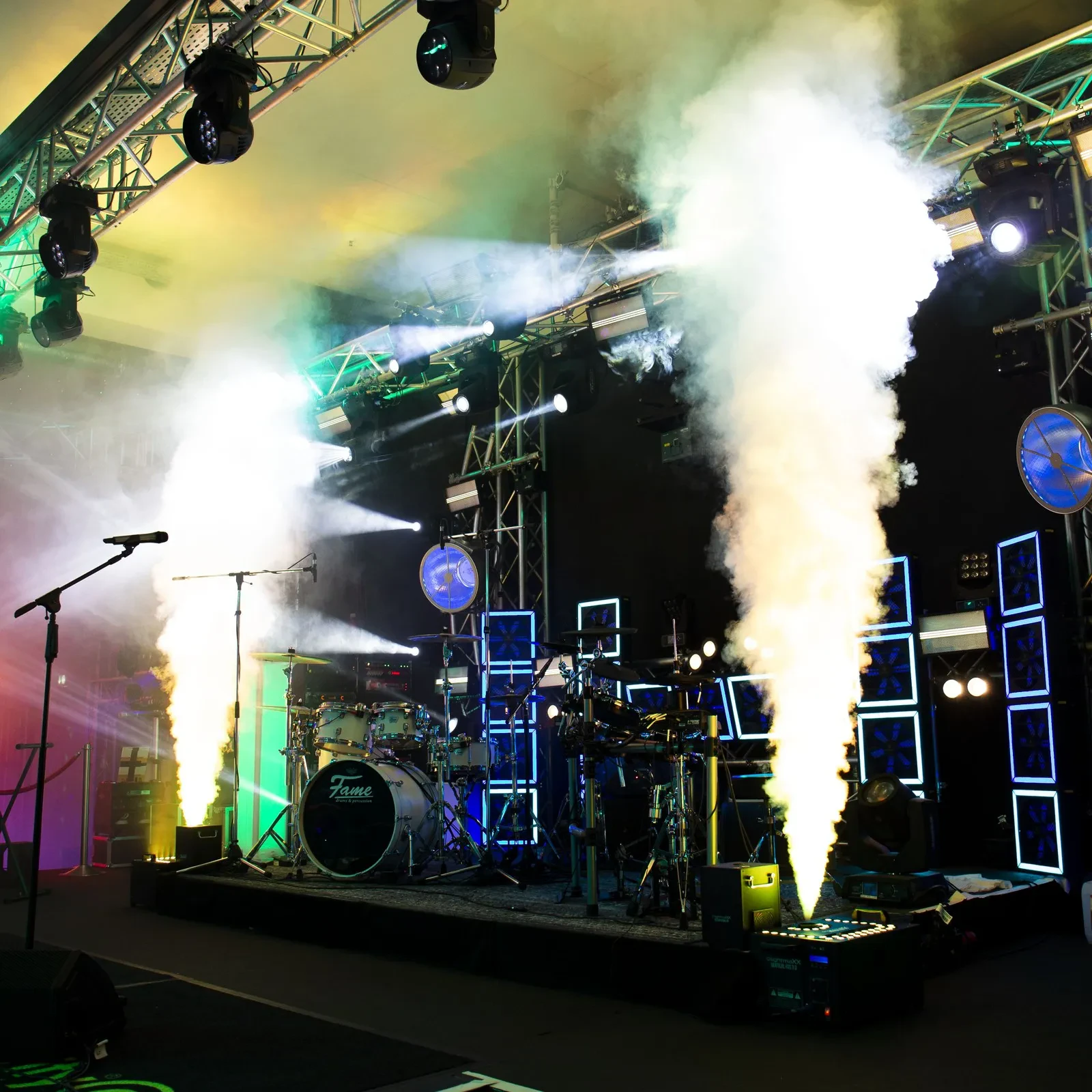 Изображение №6