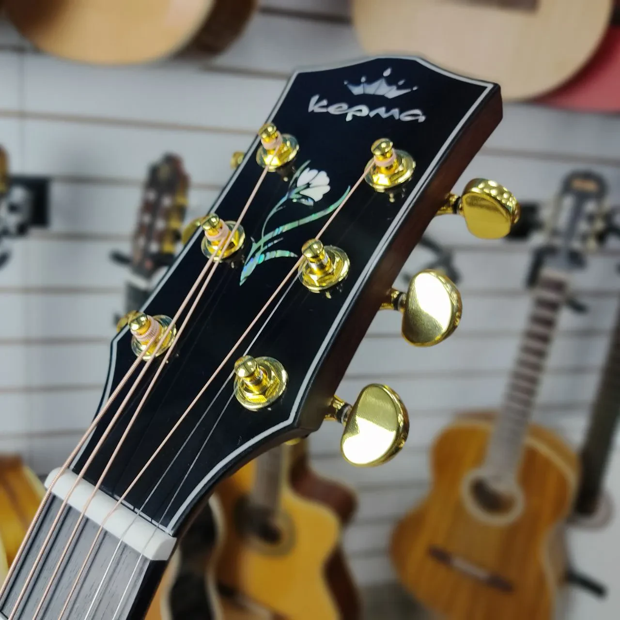 Изображение №6