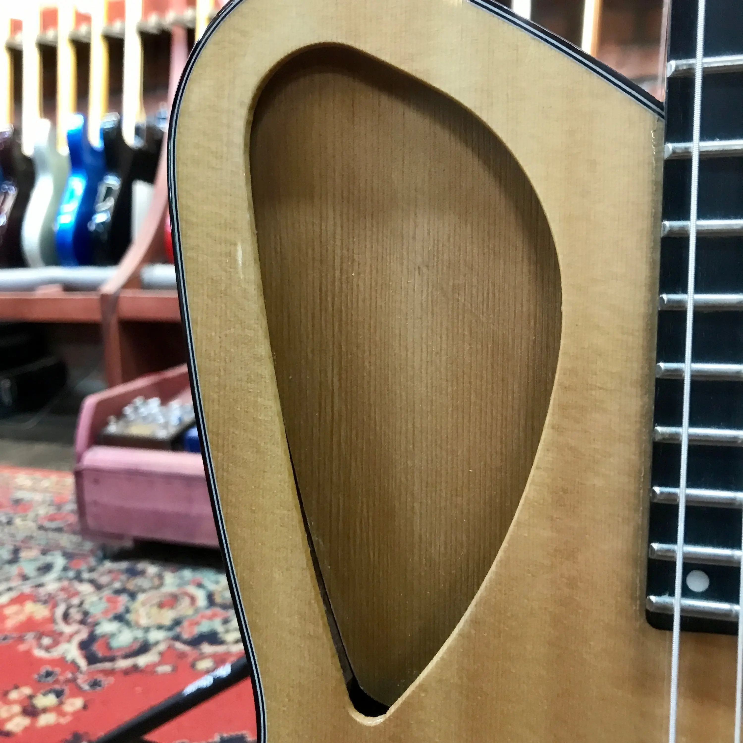 Изображение №6