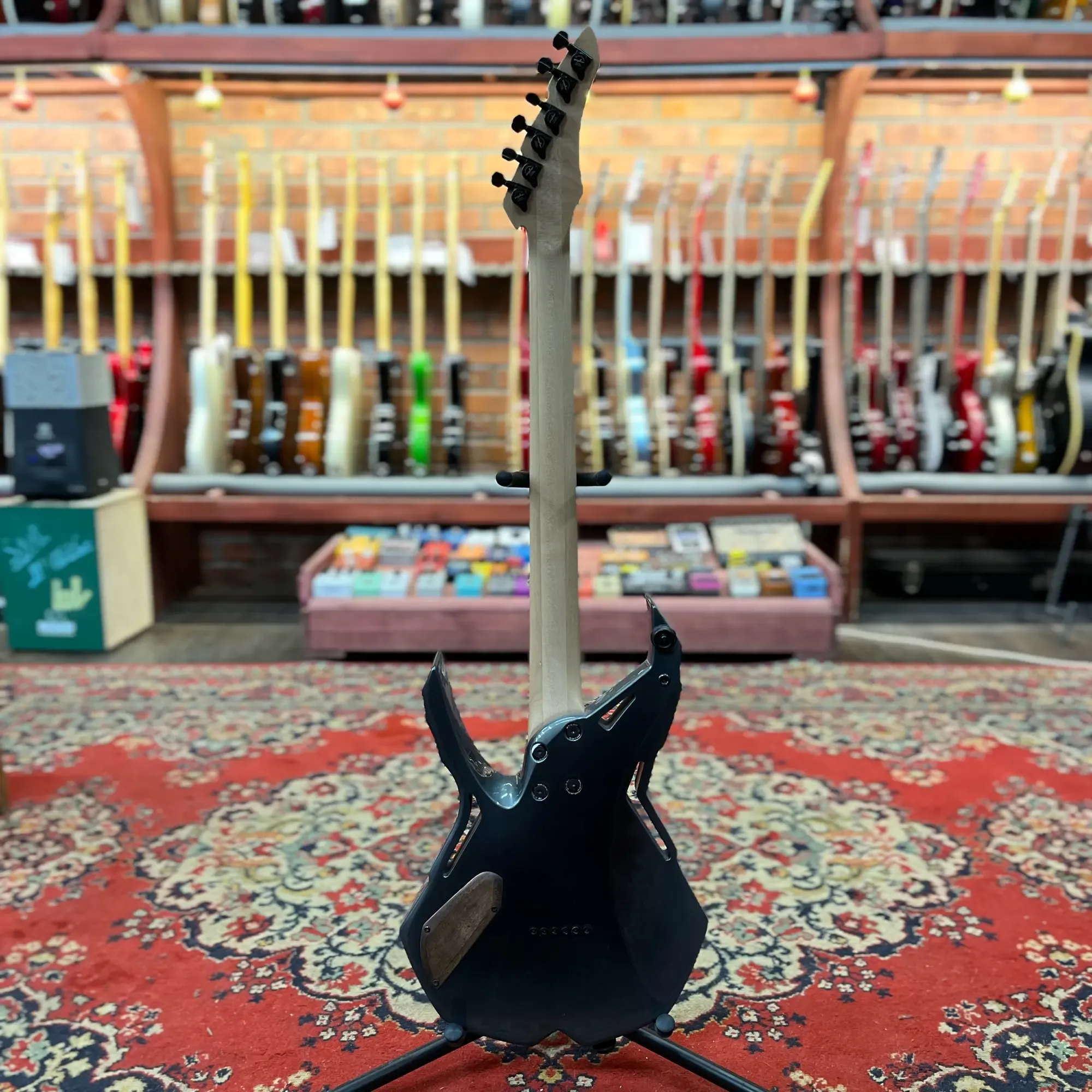 Изображение №5