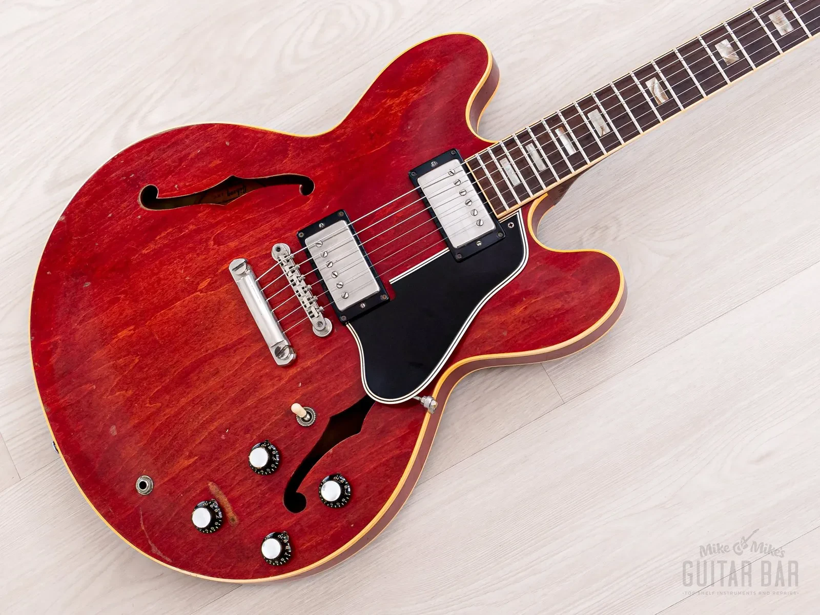 Б/У Электрогитара полуакустическая Gibson ES-335 TDC Cherry с кейсом