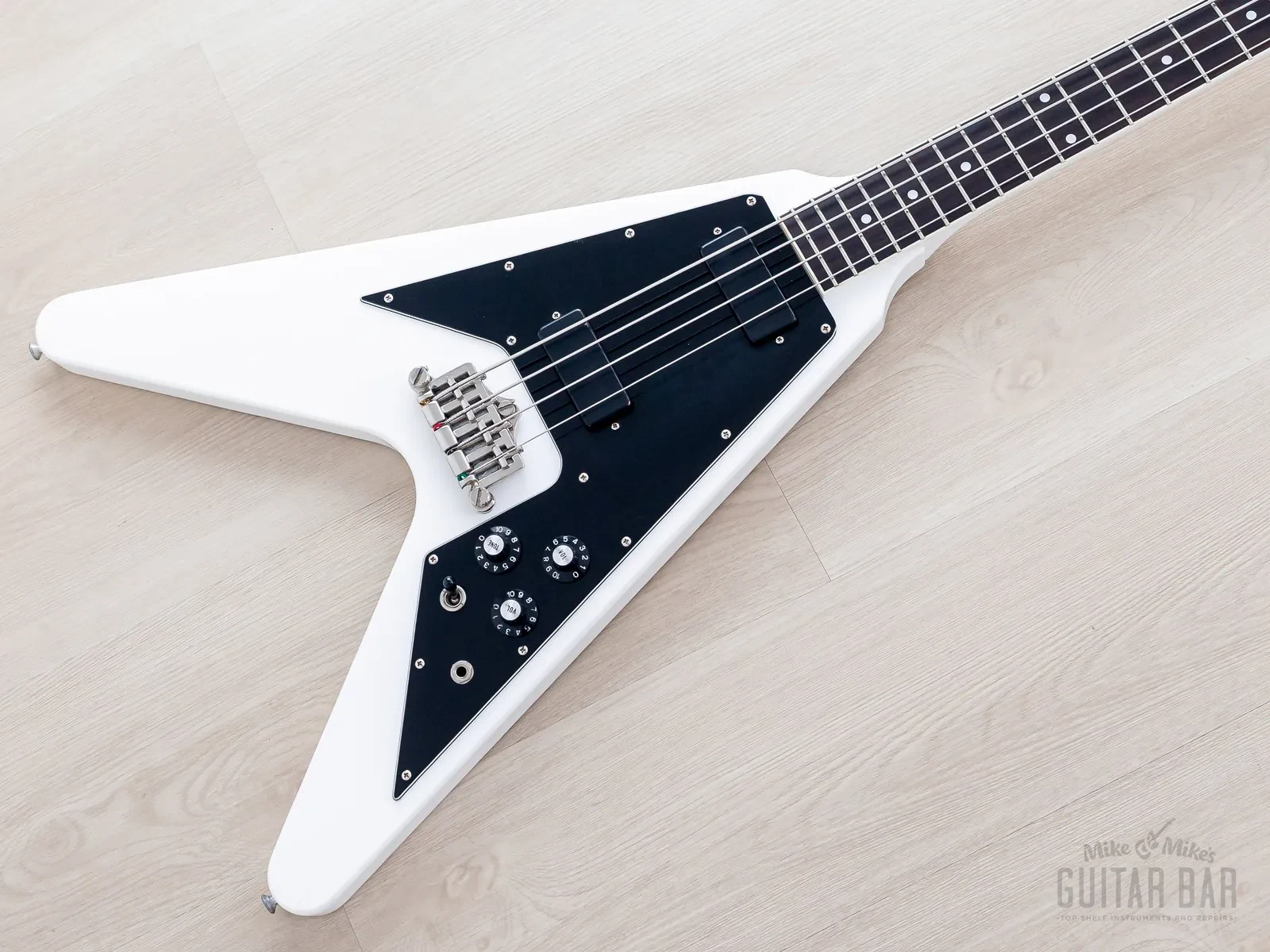 1991 Greco FVB-750 Vintage Flying V Bass White, Japan Fujigen