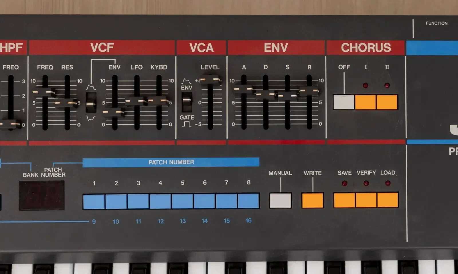 Изображение №6