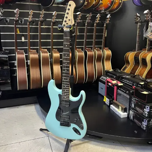 Электрогитара SQOE SEST210 Stratocaster HH Matte Sky