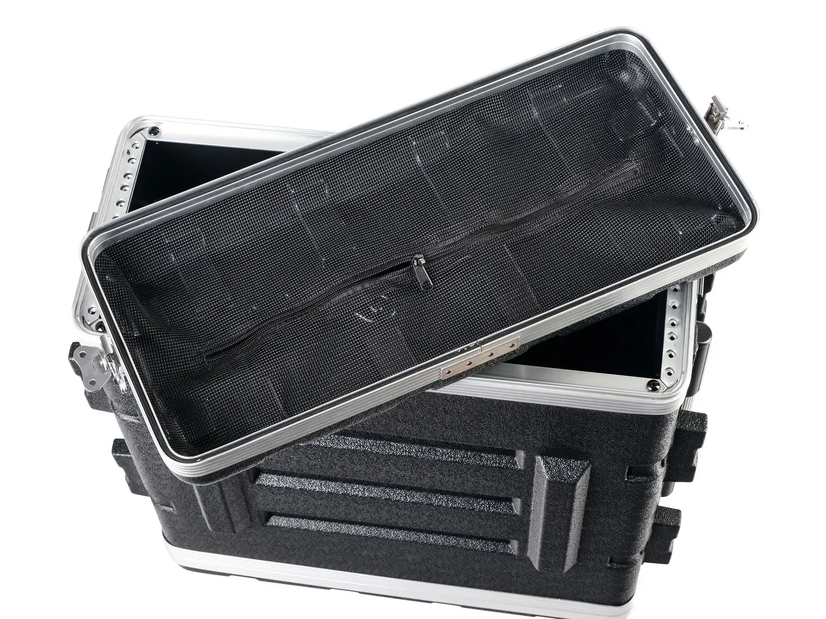 Изображение №6