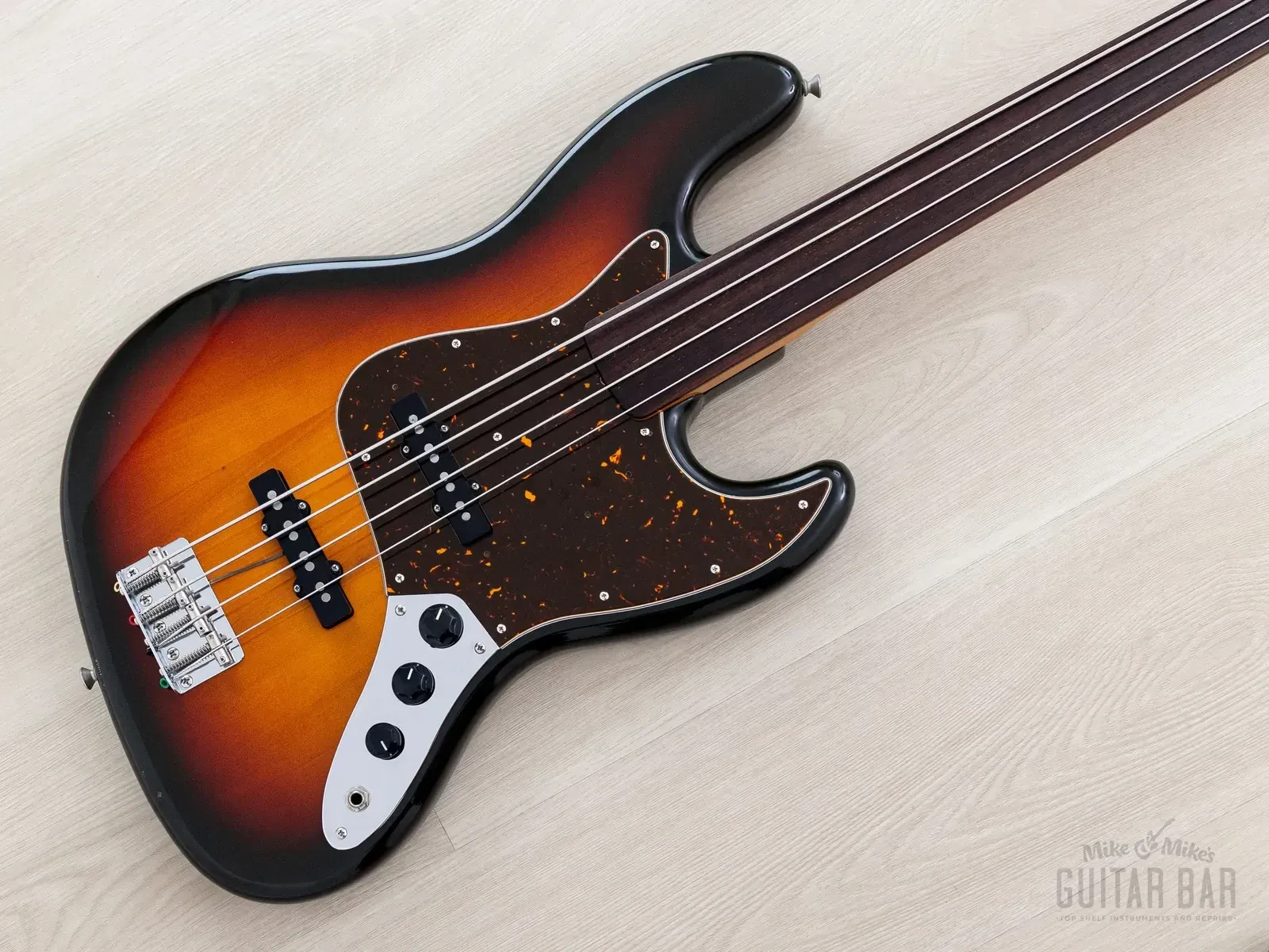 1993 Fender Jazz Bass Fretless ‘62 Vintage Reissue JB62-65FL, Japan MIJ Fujigen