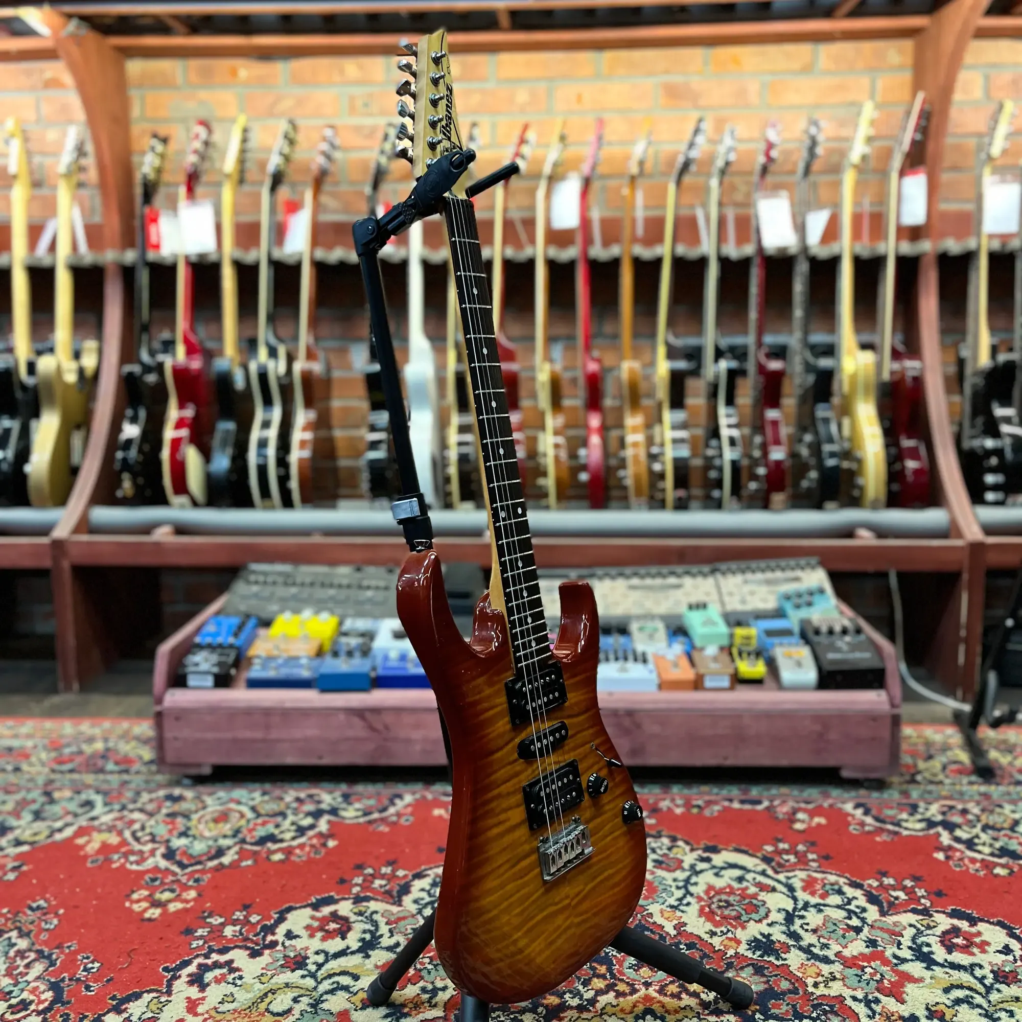 Изображение №6