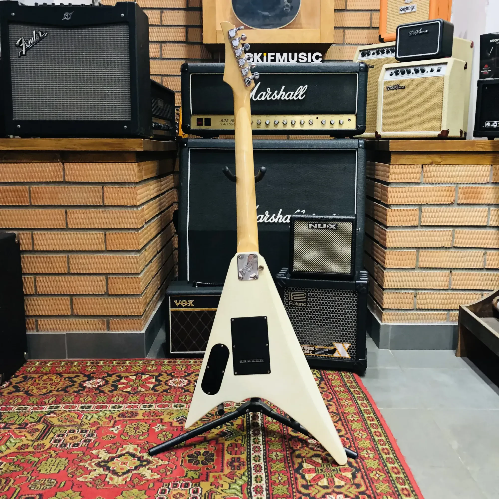 Изображение №13