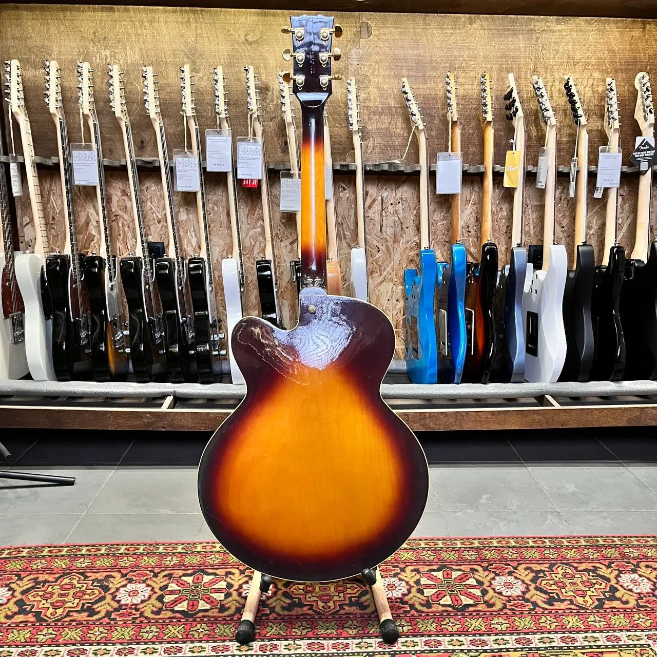 Изображение №12