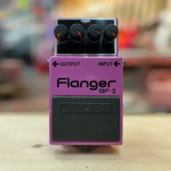 Педаль эффектов для электрогитары BOSS BF-2 Flanger Japan 1980's