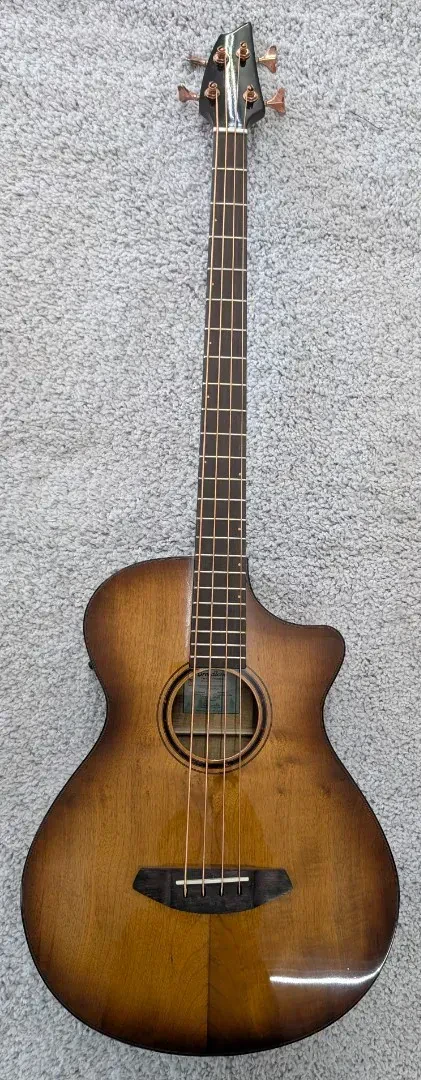 Б/У Электроакустическая бас-гитара Breedlove Pursuit Exotic S Concerto CE янтарный с вырезом