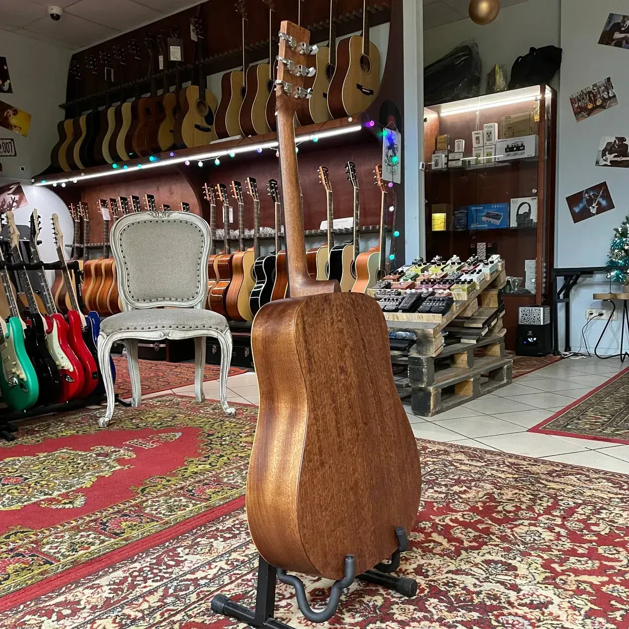 Изображение №10