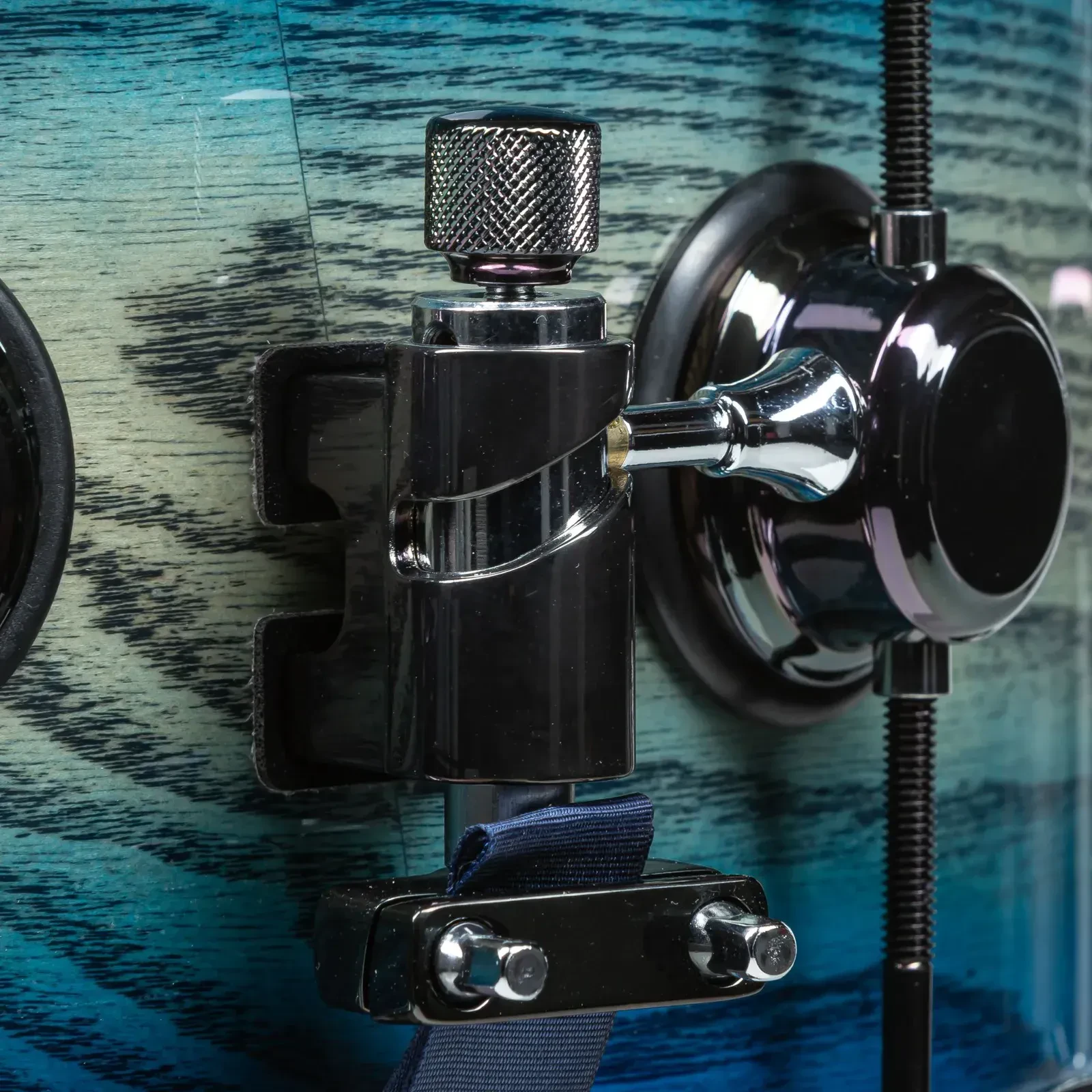 Изображение №6