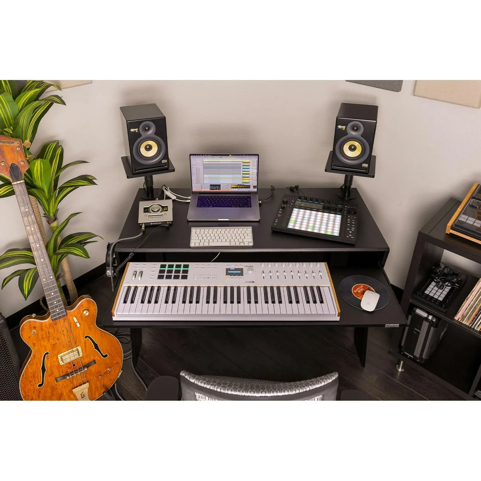 Изображение №7