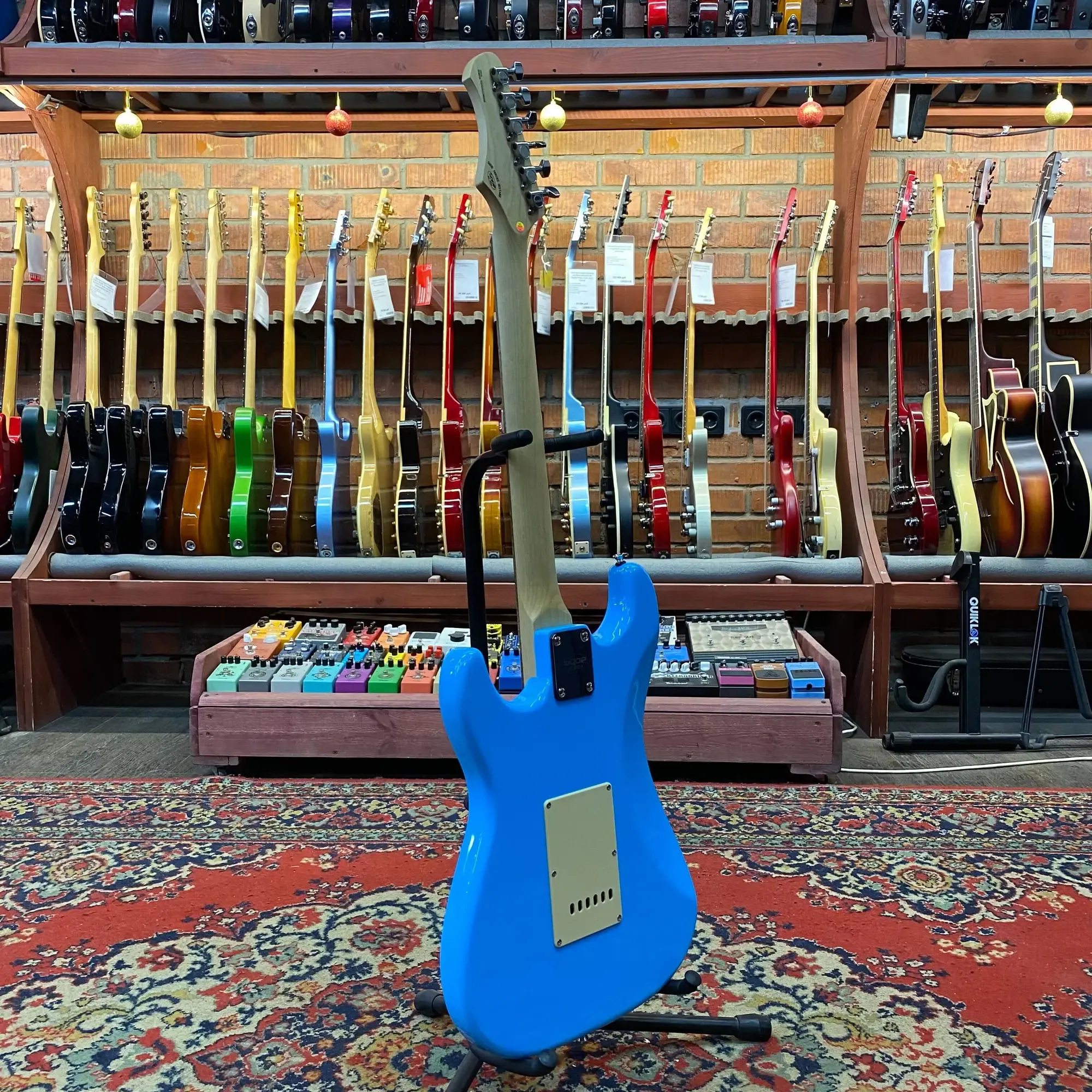 Изображение №9