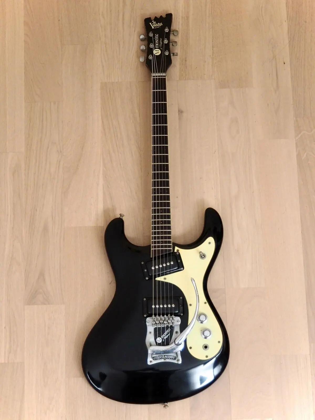Электрогитара Mosrite Ventures Model Black w/case USA 1964