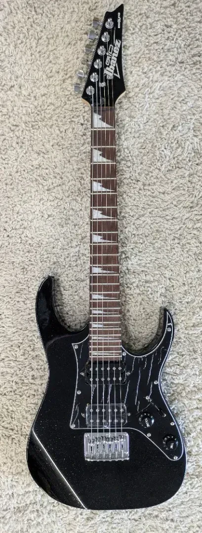 Б/У Электрогитара Ibanez GRGM21BKN GIO RG miKro 6-струнная, черный
