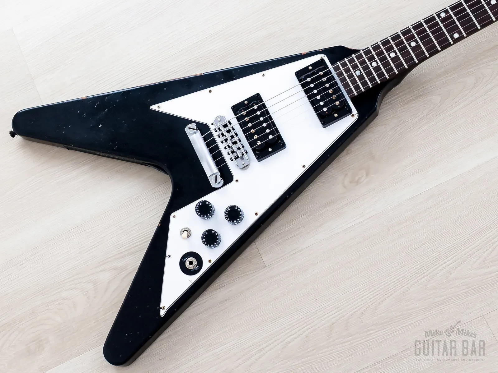 Gibson Custom Shop Kirk Hammett 1979 Flying V Murphy Lab Aged Ebony