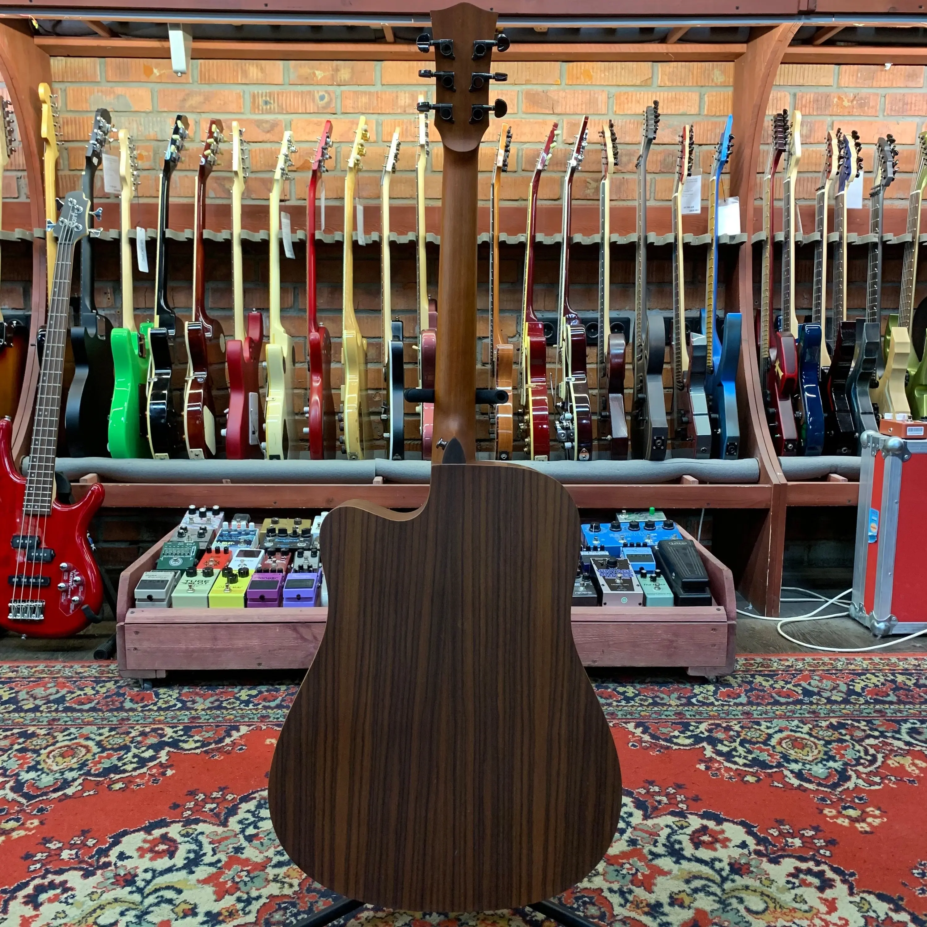 Изображение №5