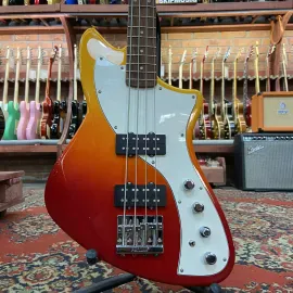 Бас-гитара Fender Meteora Bass MN Tequila Sunrise H-H Mexico 2023