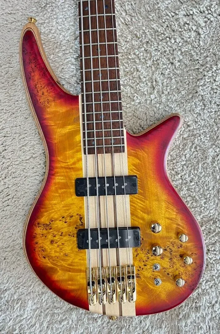 Изображение №6