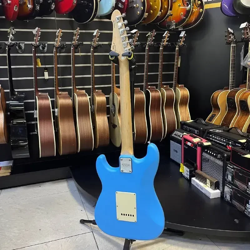 Изображение №6