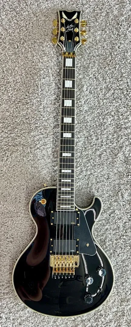 Dean Thoroughbred Wayne Lozniak Signature Model, Classic Black w/EMGs