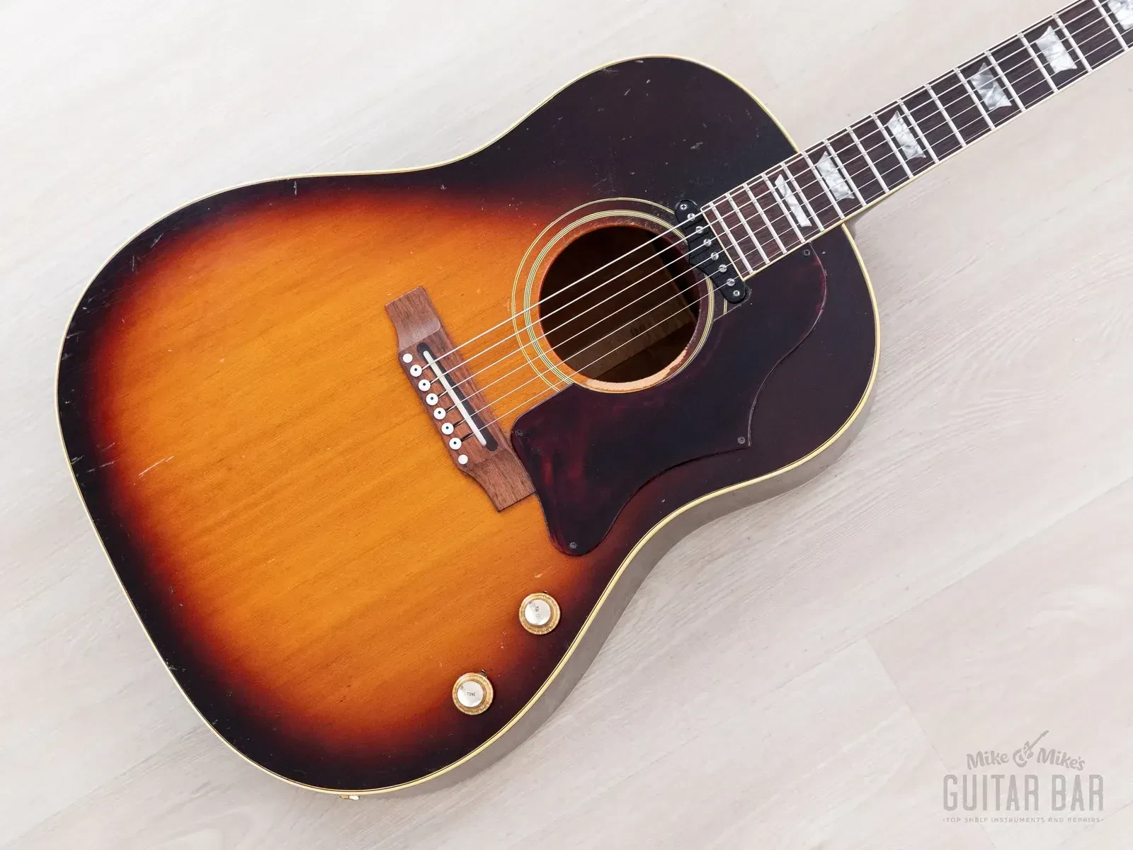 1968 Gibson J-160E Vintage Dreadnought Acoustic Electric Guitar w/ Case