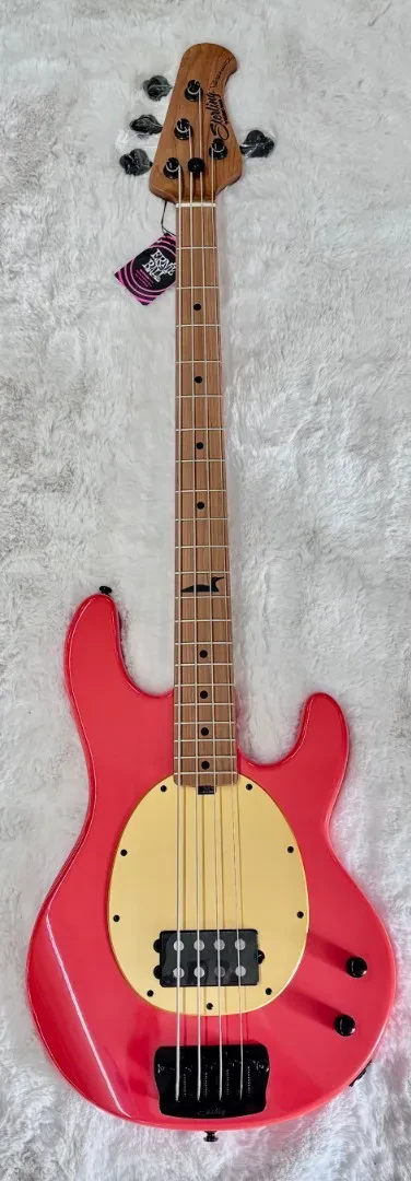 Б/У Бас-гитара Sterling by Music Man Pete Wentz Stingray 4-струнная, Fiesta Red