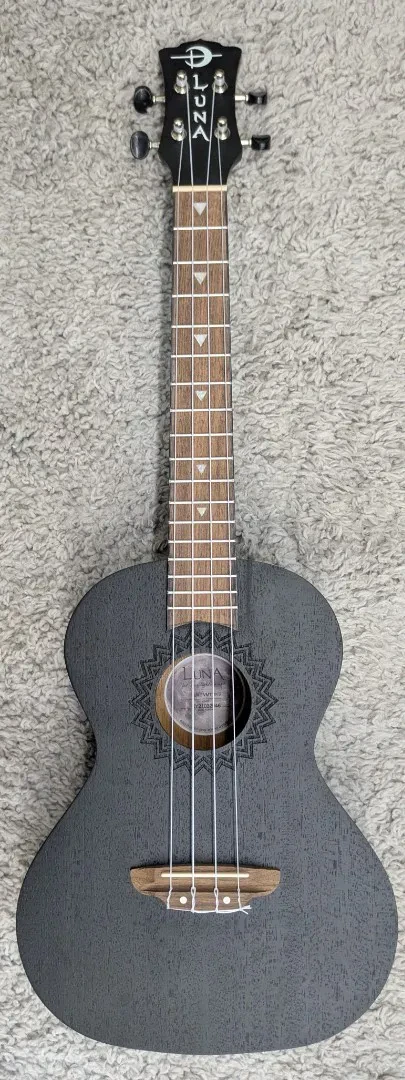 Luna Guitars Luna Model UKE VMT BKS Tenor Acoustic Mahogany Black Satin Finish Ukulele