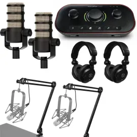 Звуковая карта внешняя для подкастов Focusrite Vocaster Two (набор)