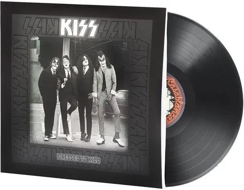Виниловая пластинка Kiss – Dressed to Kill (Релиз 1975)