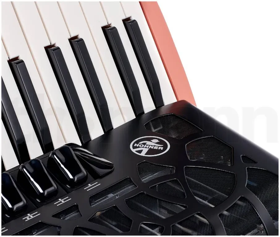 Изображение №6