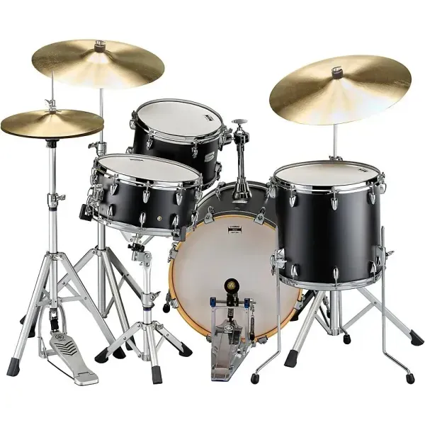 Yamaha Tour Custom Maple 3-Piece Shell Pack With 18" Bass Drum Licorice Satin