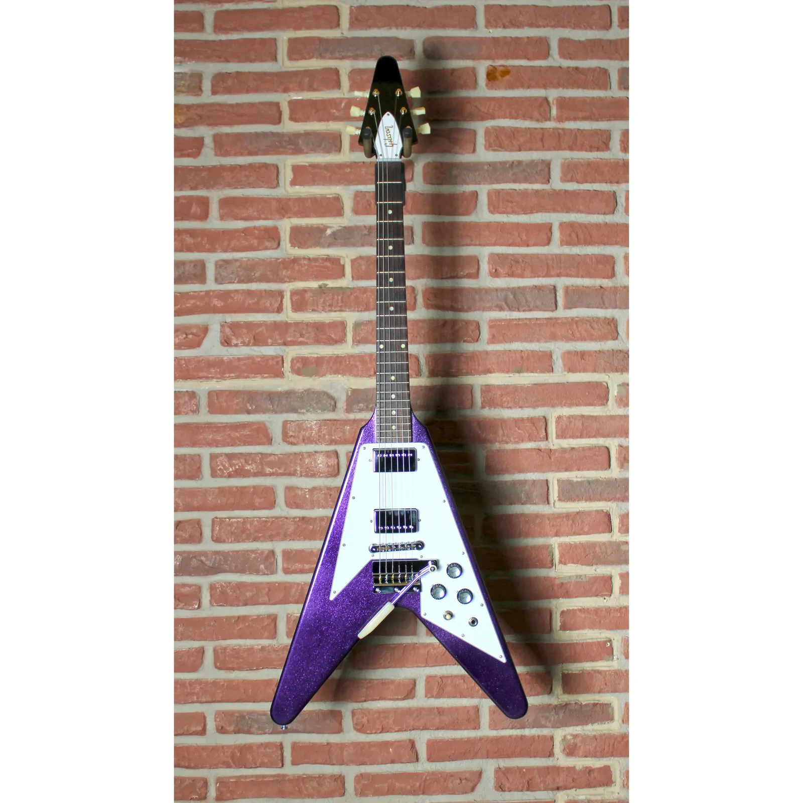 Электрогитара GIBSON 67 Flying V M2M фиолетовый Sparkle с вибрато Short Maestro