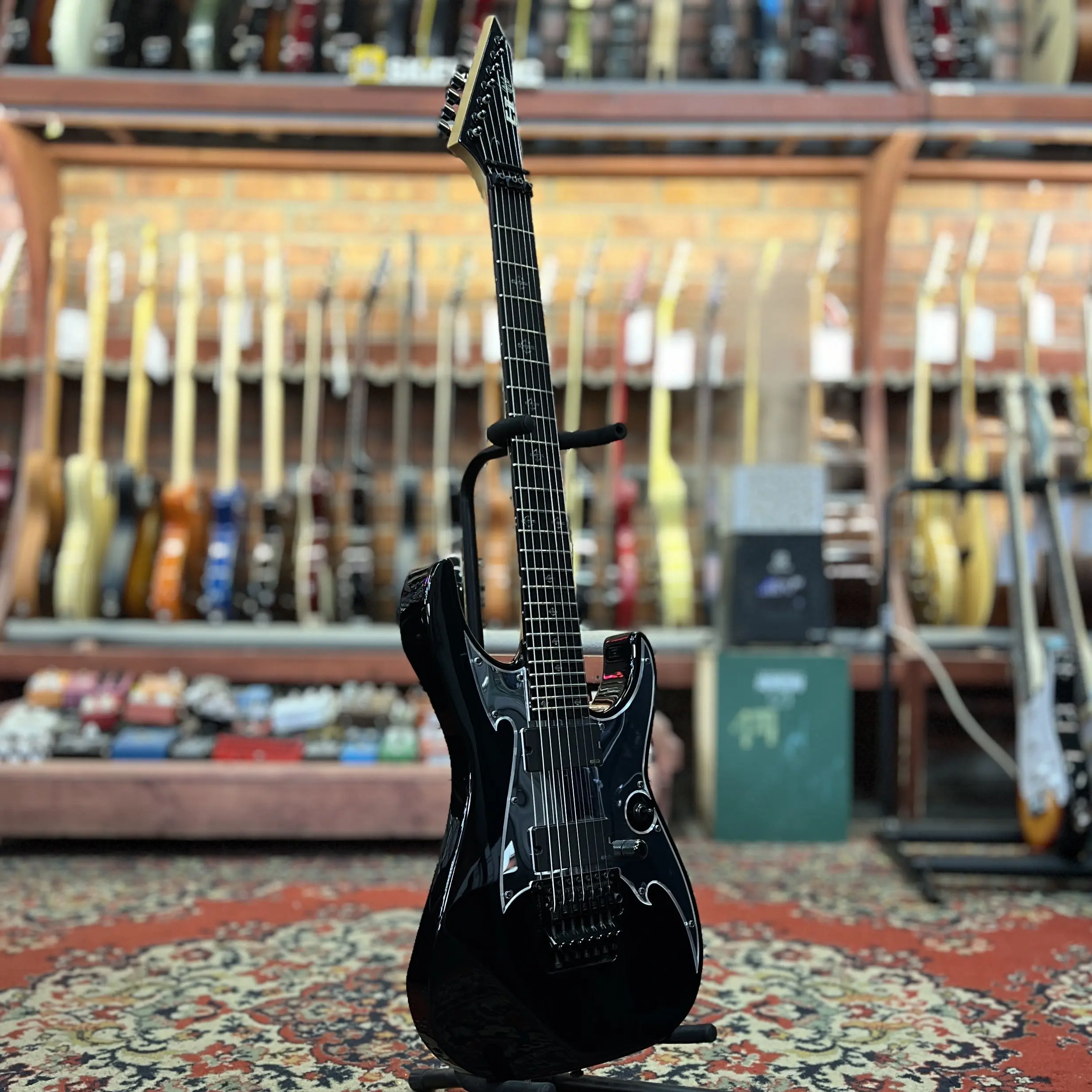 Изображение №5