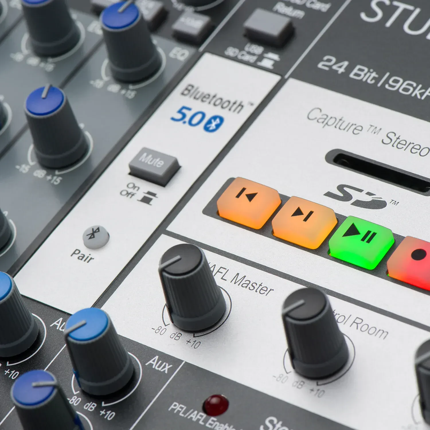 Изображение №8