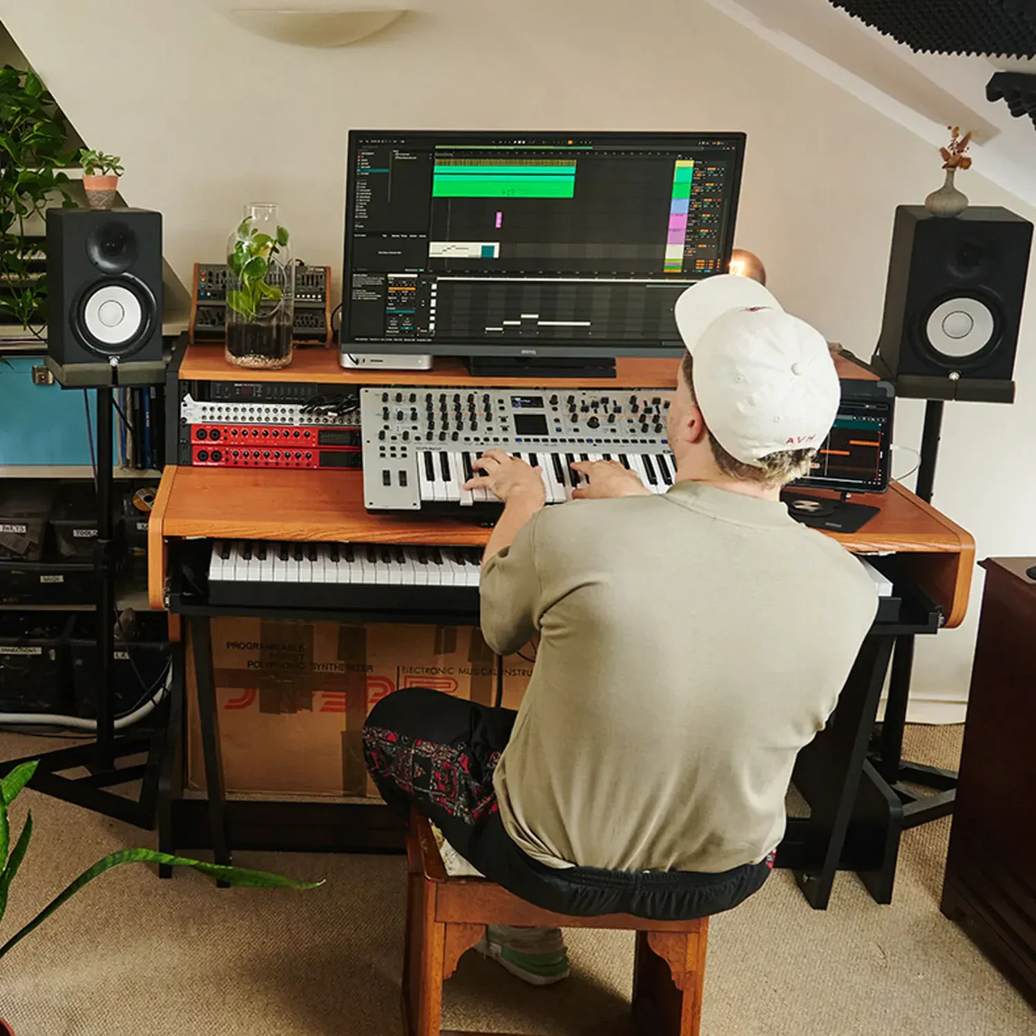 Изображение №7