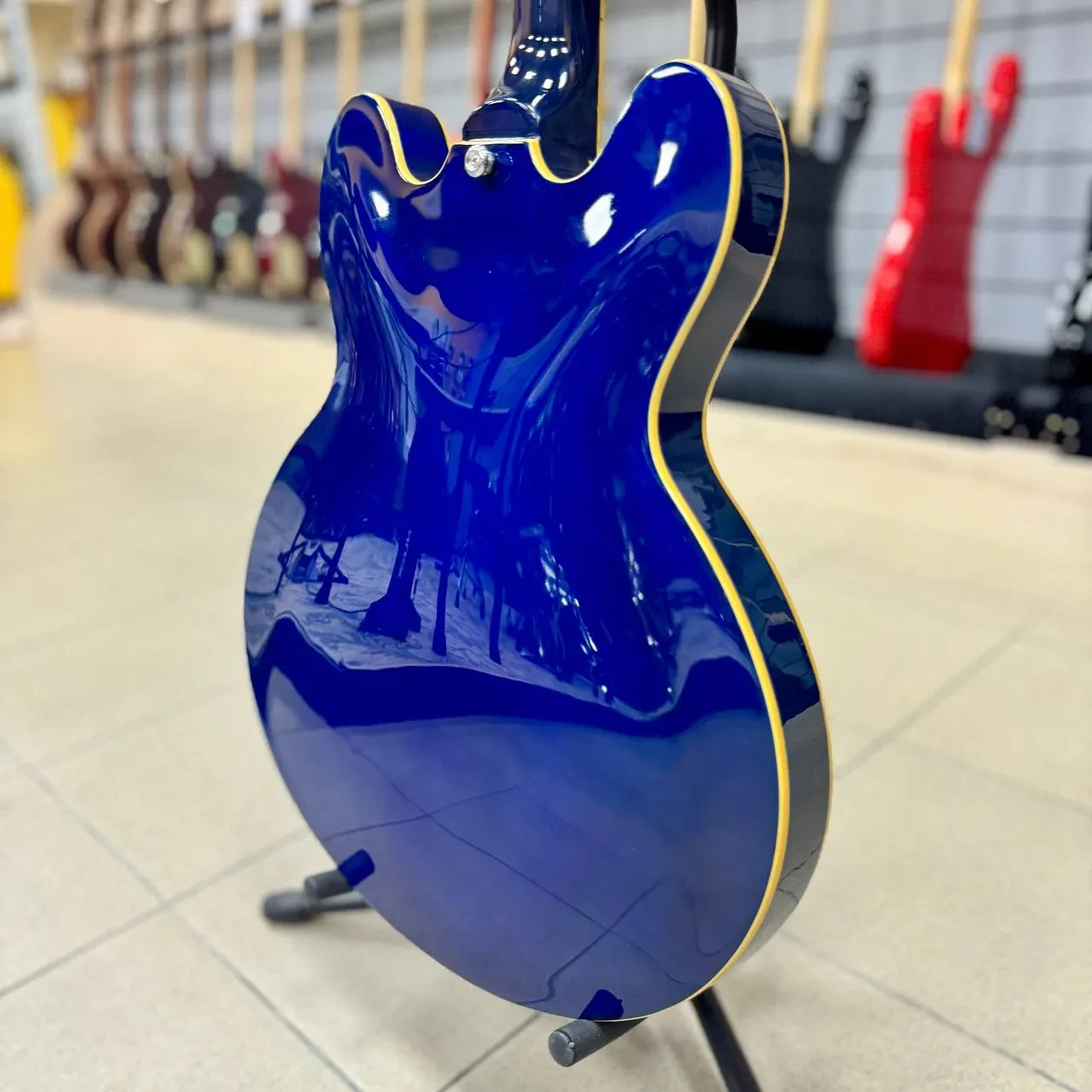 Изображение №11