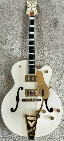 Электрогитара полуакустическая Gretsch G6136T-MGC Michael Guy Chislett Signature Falcon Vintage White с кейсом