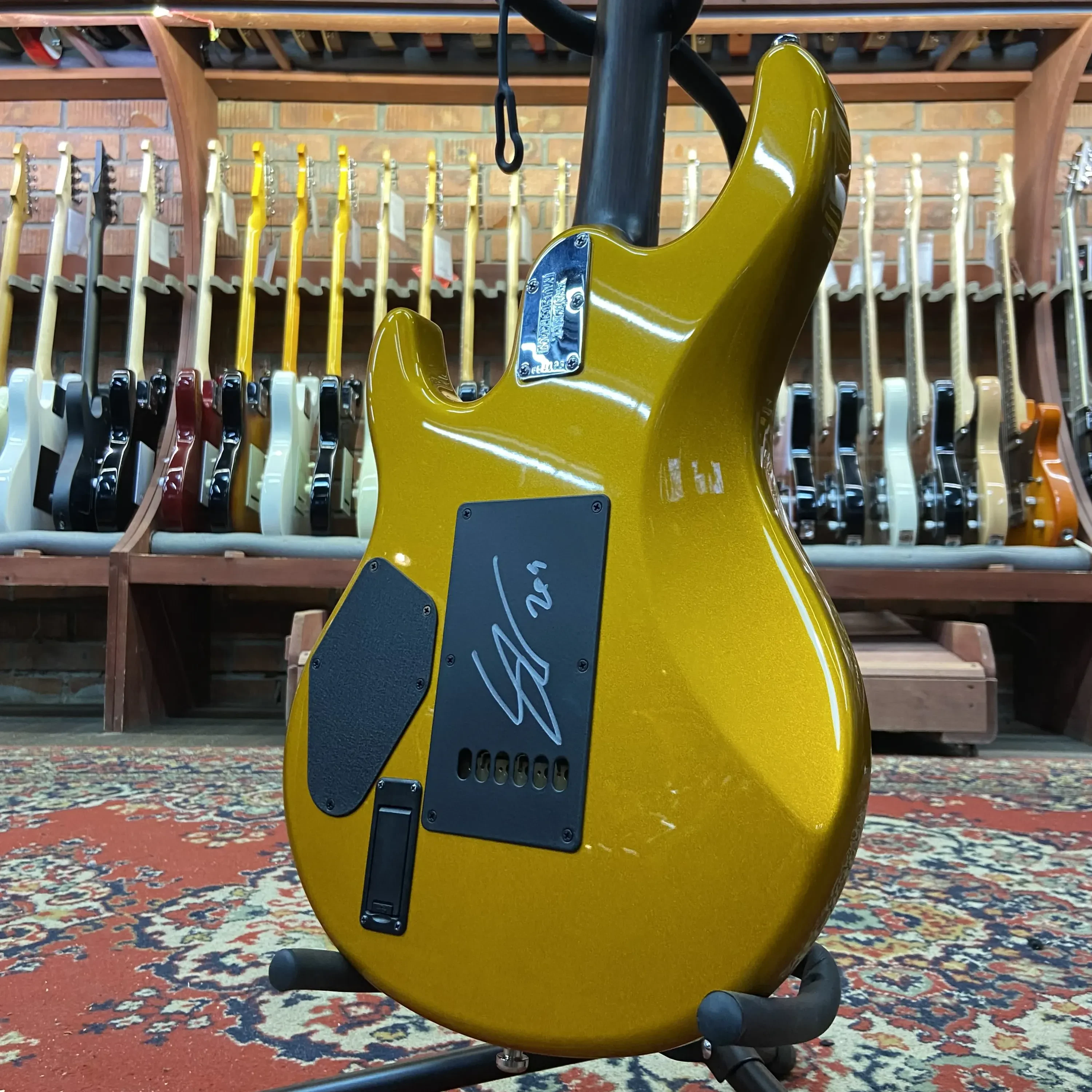 Изображение №11