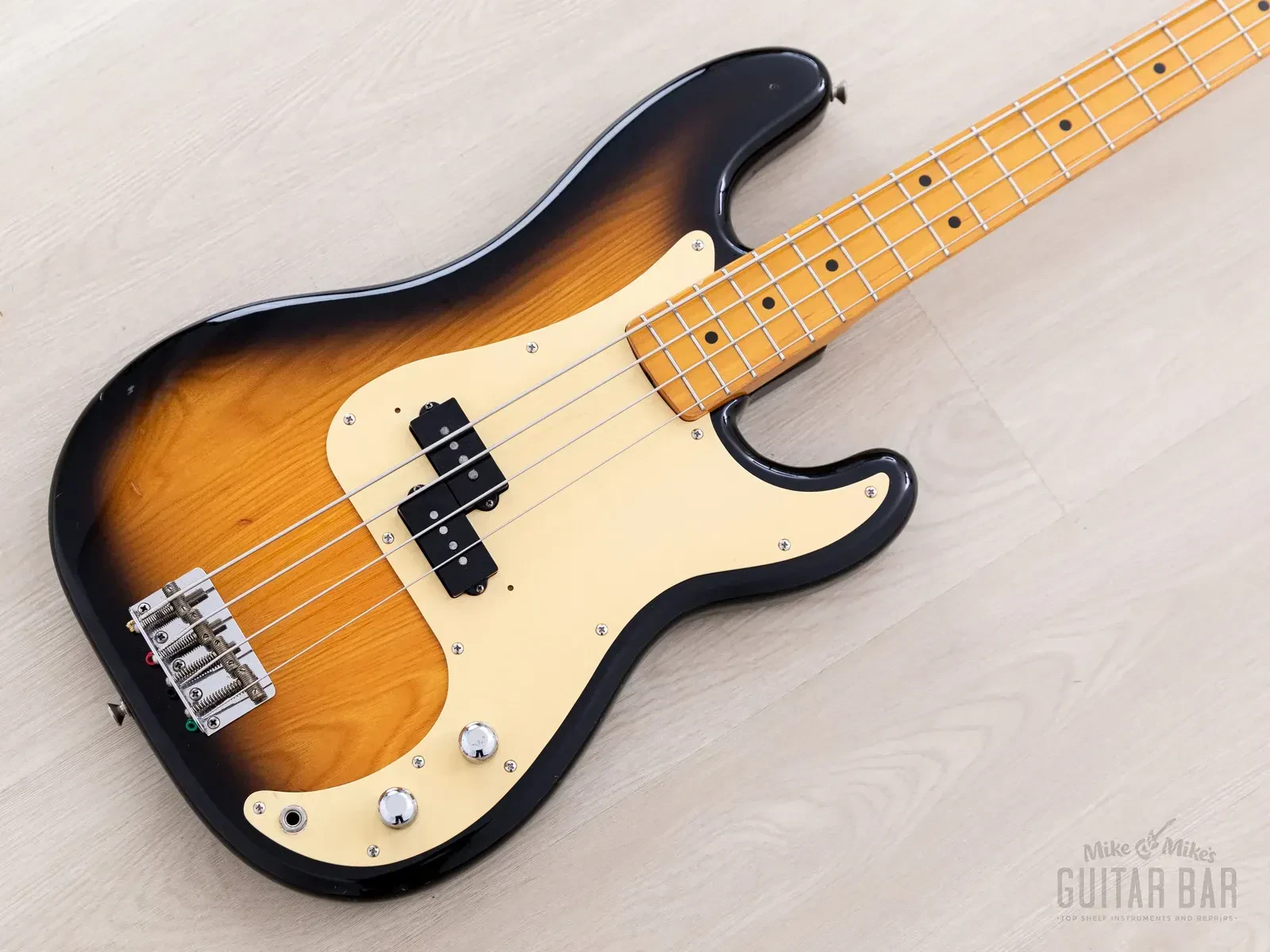 Б/У Бас-гитара Fender JV Precision Bass '57 Vintage Reissue PB57-70, ясень, Япония, 1982
