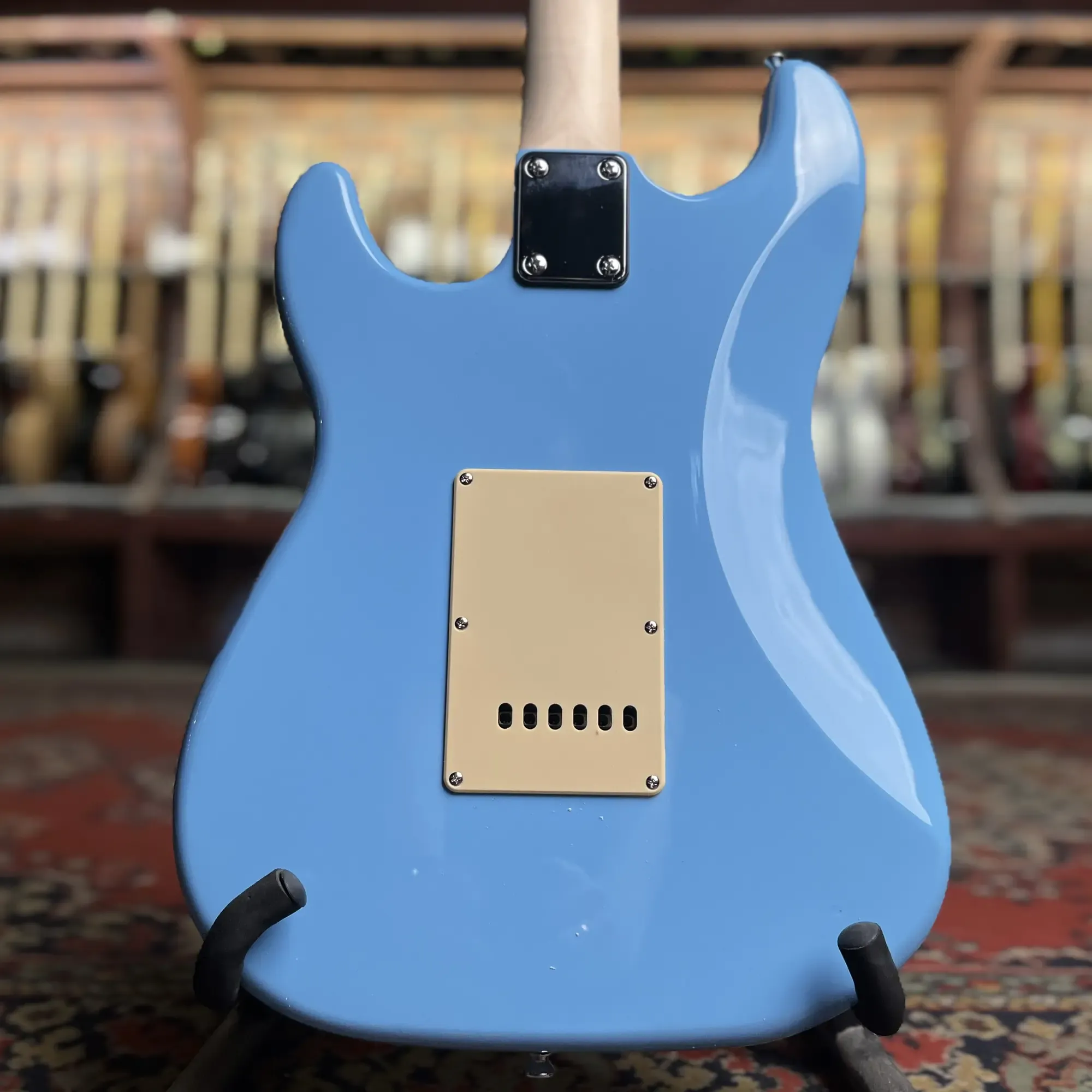 Изображение №5