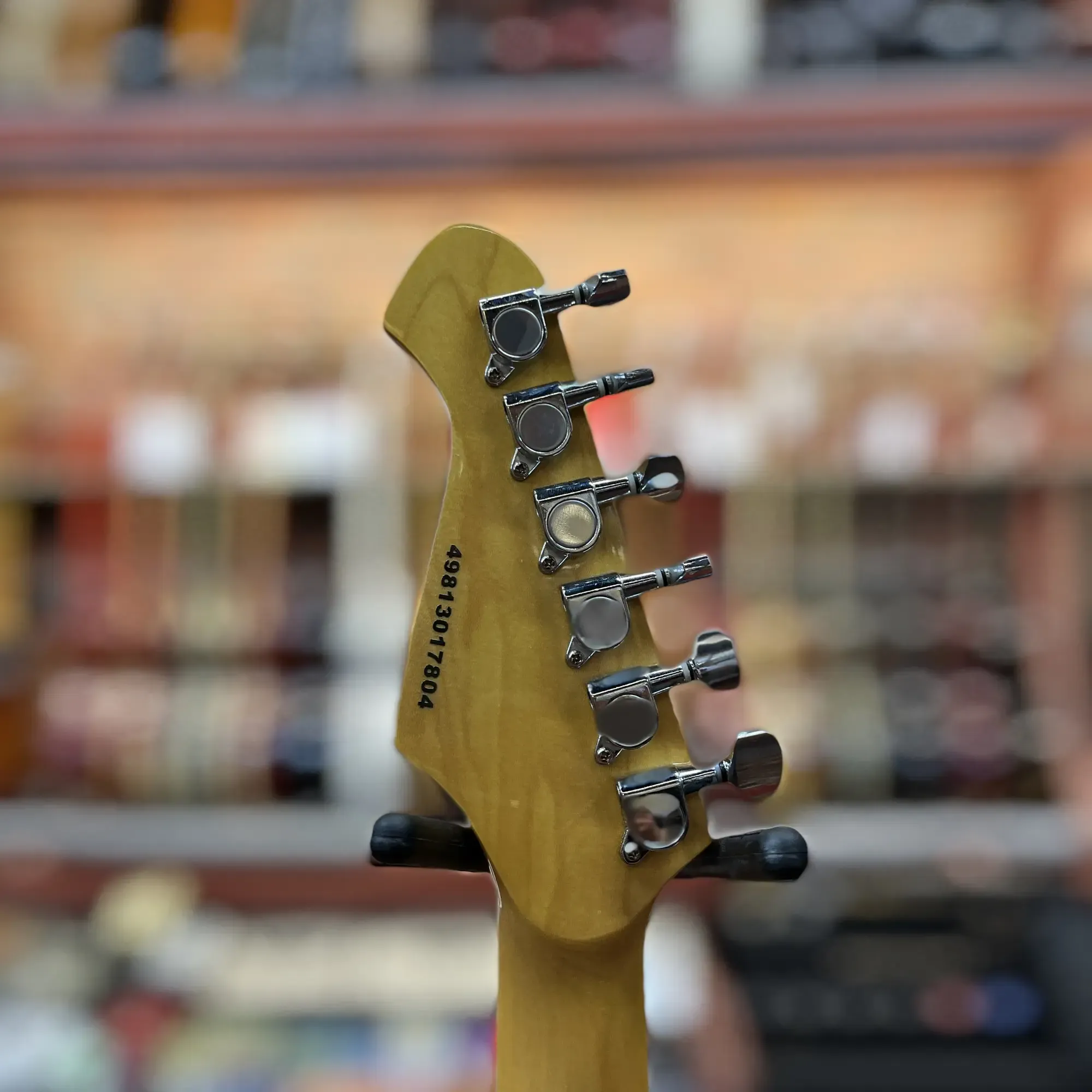 Изображение №6