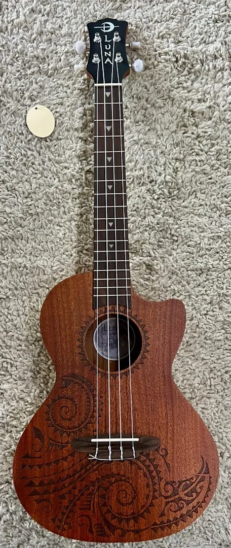 Укулеле Luna Guitars UKETTNMAHEL Tenor Tattoo Mahogany